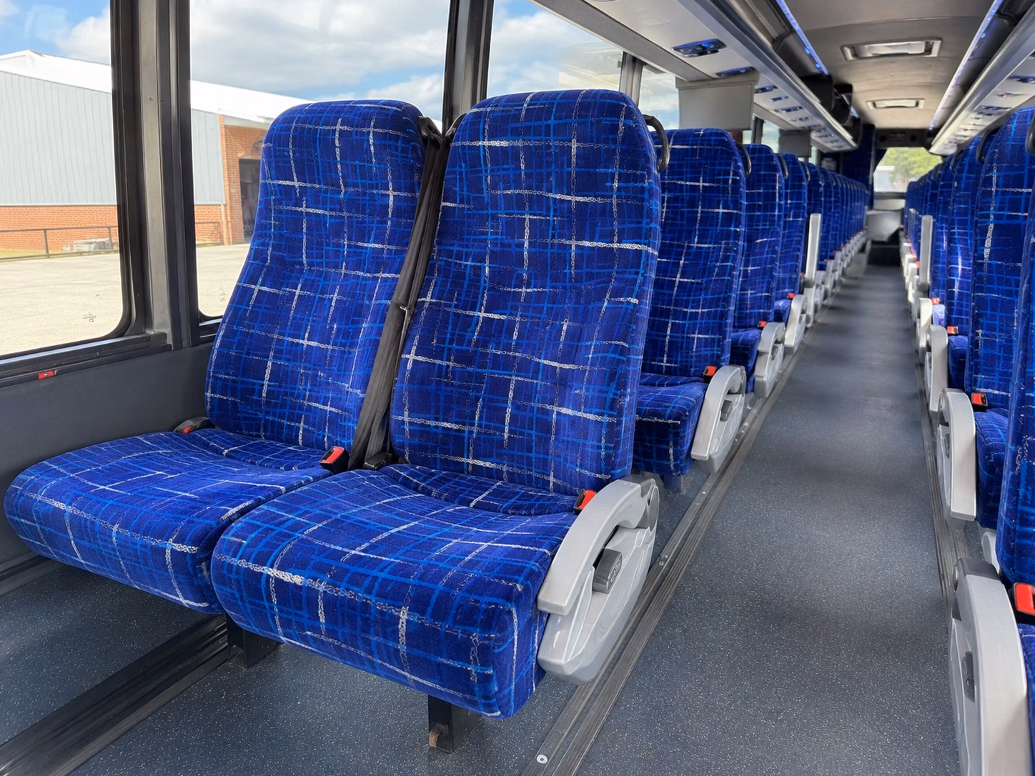 give your group the best ride to idaho steelheads games at idaho central arena